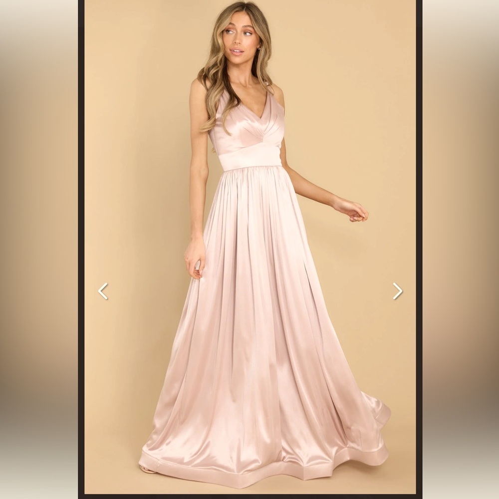 Catch The Wind Champagne Maxi Dress- Size Medium (Champagne) NWT